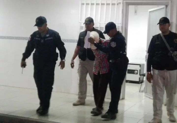 el ciudadano de 69 años es acusado de abusar de una menor de 8 años. Fotos/Melquiades Váquez