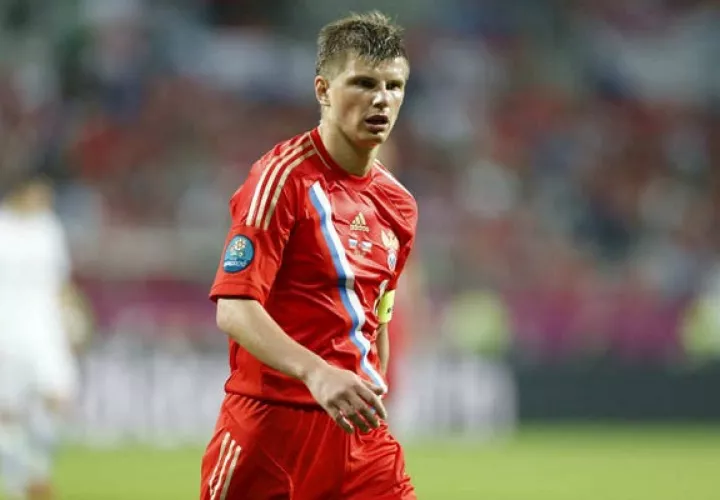 Arshavin se retiró este año.