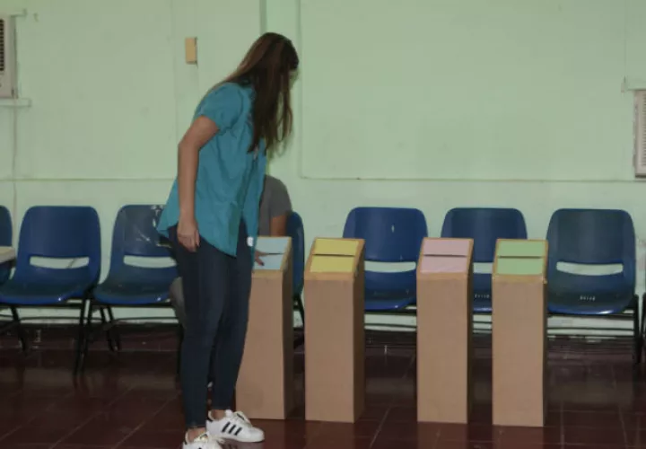 La jornada de votación se inicia a las 7 de la mañana hasta las 4 de la tarde.