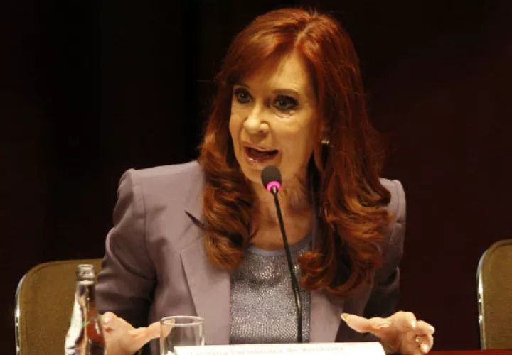 Para lograr "convocar a los más amplios sectores sociales y políticos y económicos, no solo para ganar una elección, sino para gobernar".