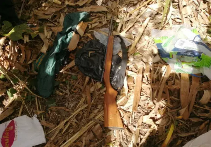 En Boquete fueron ubicados dos rifles calibre 22. Foto: Mayra Madrid. 