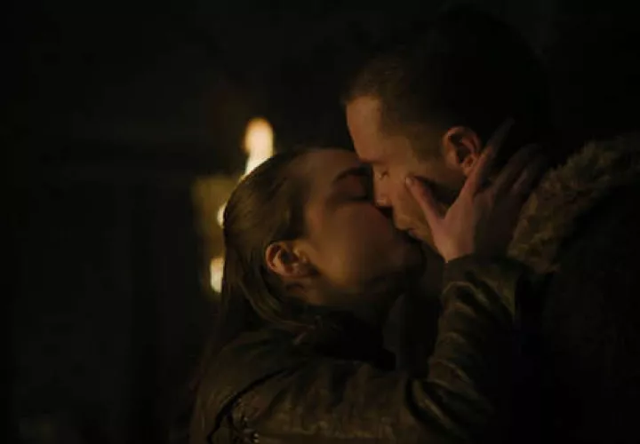 Arya y Gendry.