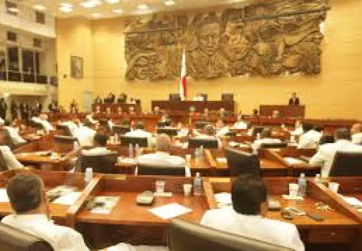 Criticas para la Asamblea por  proyecto del Juez de Paz