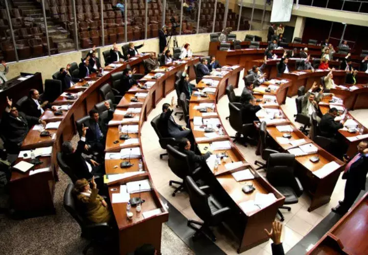 El debate de la futura Asamblea Constituyente Paralela debe analizar el punto neurálgico de la despolitización del Órgano Judicial, Ministerio Público, Contraloría General, Tribunal de Cuentas. 