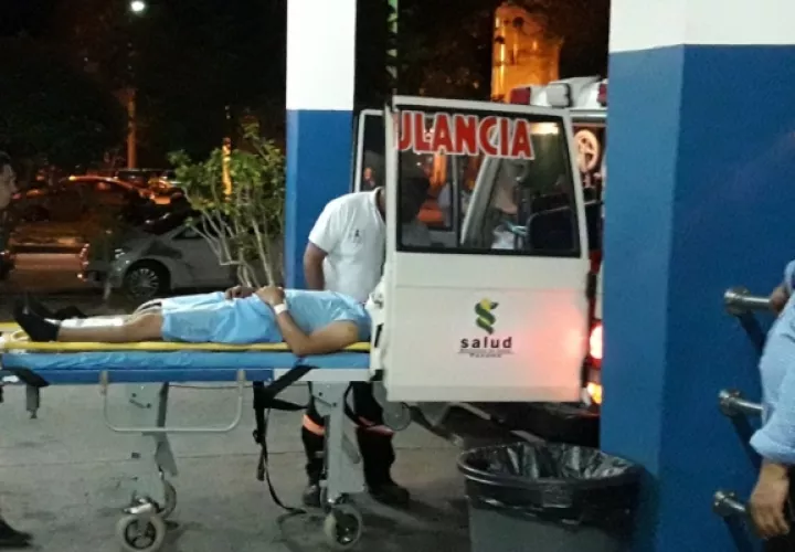 Unidades de la Dirección de Operaciones del Tránsito en la provincia de Chiriquí, mantienen las investigaciones de este accidente, lo que aumenta las cifras por accidente de tránsito en lo que va del año 2019 a 31 víctimas. Foto/Mayra Madrid