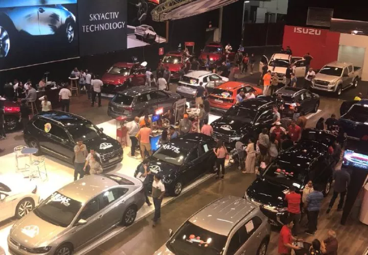 La venta de autos se mantiene a la baja.