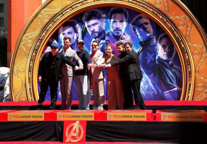 Los actores de 'Avengers: Endgame' durante el evento. Foto: EFE
