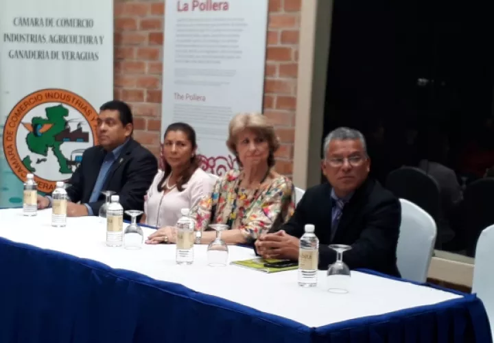  “En las visiones se analizaron diversos temas como: patrimonio cultural y territorial, ambiental, el sector turismo y el agro, que son de gran importancia para el país". Foto/Thays Domínguez