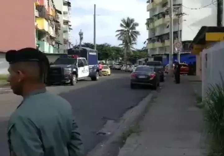 Malhechores le disparan a un policía en El Chorrillo y se escapan. Foto: Crítica.