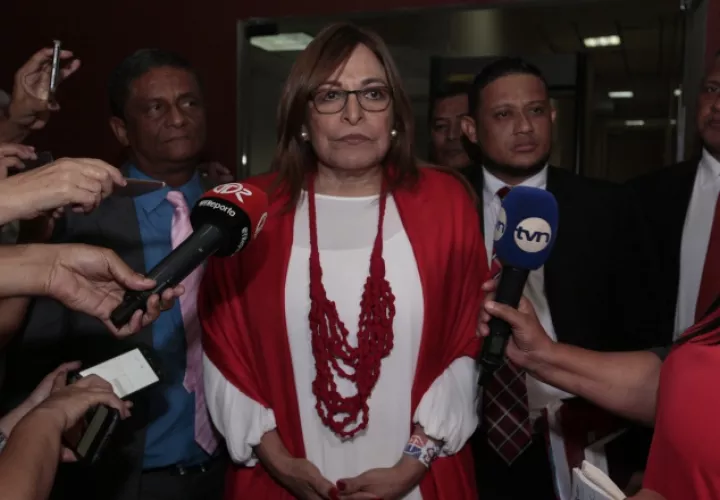 La excandidata presidencial fue testigo en la tarde de ayer, en el proceso que se le sigue al expresidente Ricardo Martinelli. Foto de  Víctor Arosemena