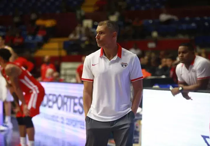 Manuel Hussein  en el juego del domingo.
