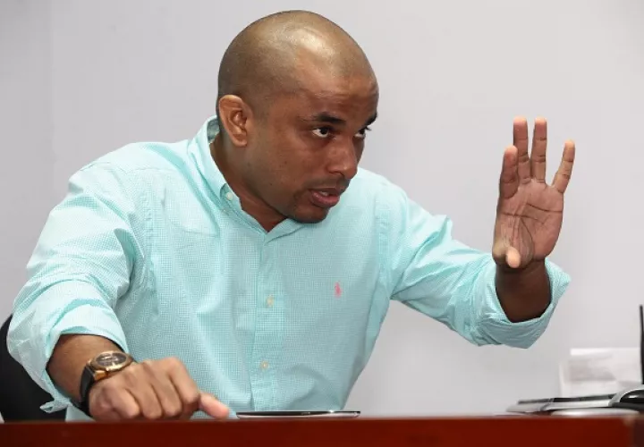 Jair Peralta  fue cuestionado por malos manejos de fondos.