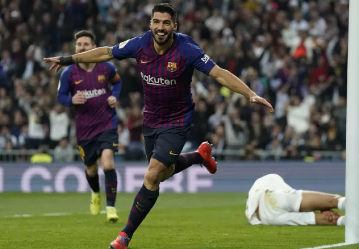 Luis Suárez  festeja ante Real Madrid. Foto:AP