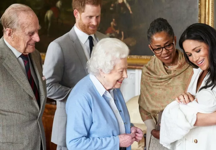 Meghan, Harry y Archie.  Instagram