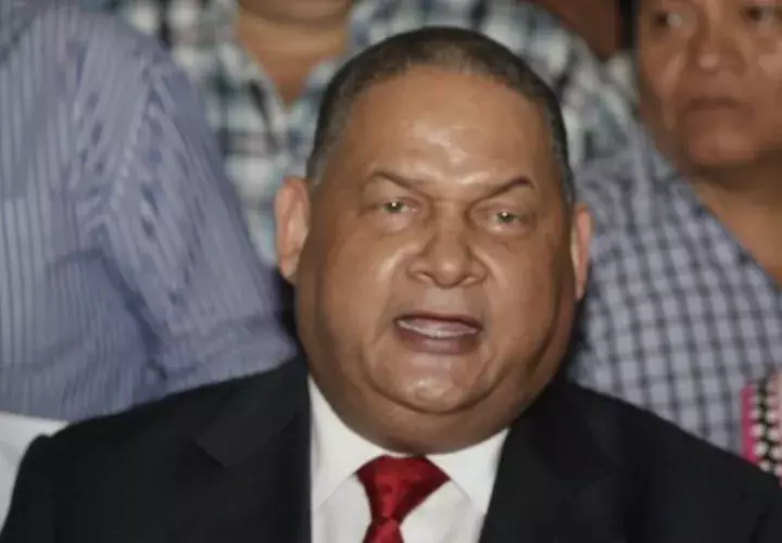 Benicio se refirió al tema de la compra irregular  de implementos.