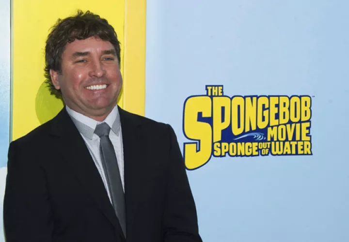 Hillenburg concibió, escribió, produjo y dirigió la serie de dibujos animados que comenzó en 1999 y que dio lugar a cientos de episodios, películas y un espectáculo en Broadway. FOTO/AP