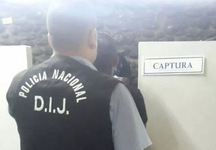  Una vez dictada la sentencia el sujeto fue llevado a la cárcel Deborah en Changuinola, Bocas del Toro bajo estrictas medidas de seguridad. Foto/Mayra Madrid