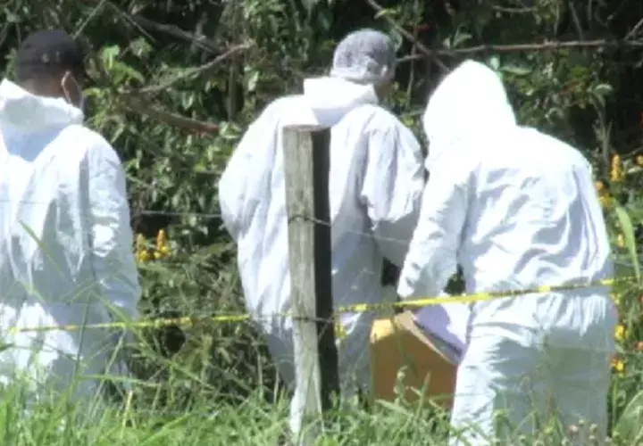 Las autoridades en la provincia de Bocas del Toro tratan de ubicar a la persona responsable de este homicidio en contra de esta persona de 33 años de edad, residente el sector de Almirante. Foto/Mayra Madrid