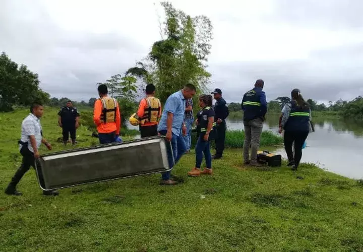 Ministerio público y criminalistica realizaron el levantanmiento del cuerpo del ciudadano.