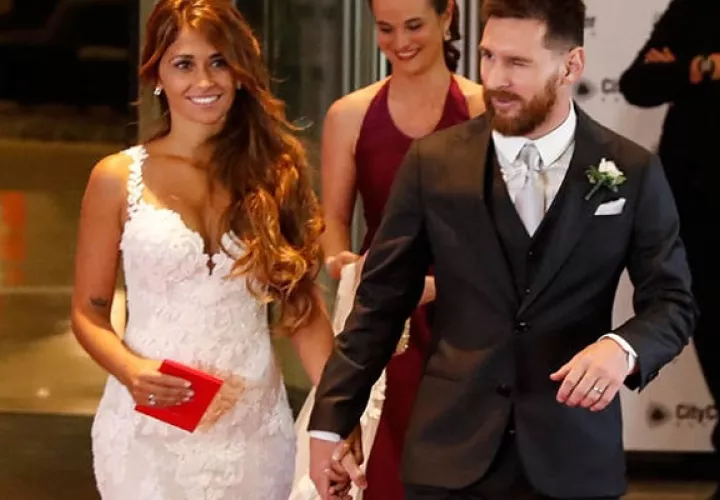 Messi y Antonela el día de su boda.