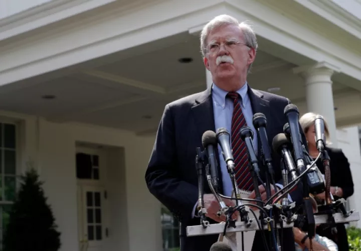 John Bolton, el asesor de seguridad nacional de la Casa Blanca, habla con los medios sobre la situación venezolana. FOTO/AP