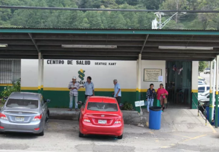 Según el alcalde del distrito de Boquete este problema puede generarse a consecuencia de un virus ya que se han registrado casos de diarrea y vómito en áreas que mantienen sus propios sistemas de agua y no de forma directa del municipio de Boquete.