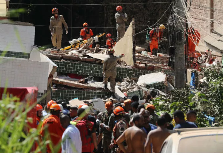 De acuerdo con las investigaciones policiales, los edificios que cayeron fueron erguidos por una constructora que es investigada hace varios años por irregularidades.