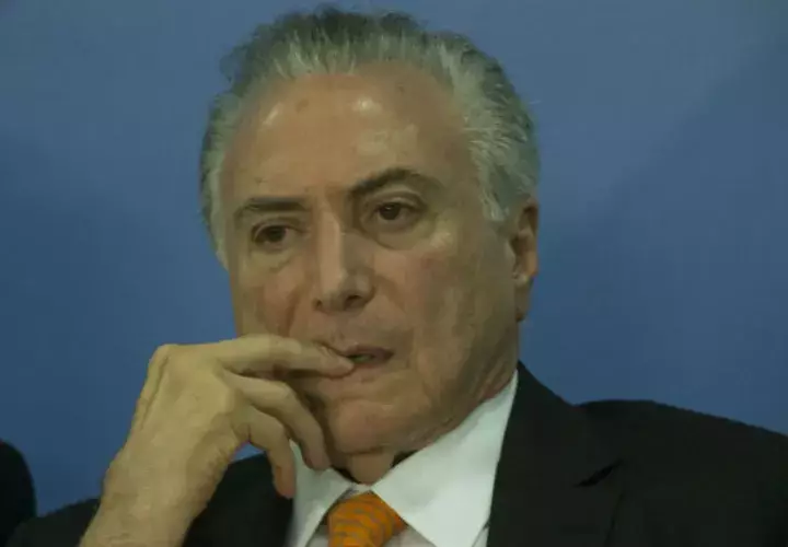 La Fiscalía llegó a solicitar dos veces ante la Corte Suprema la apertura de juicios por corrupción contra Temer pero el Congreso se negó a autorizar los procedimientos.