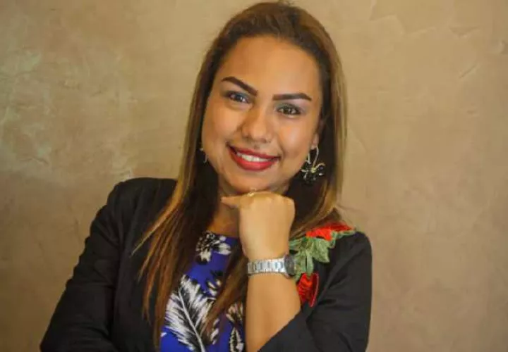 Brenda González, expositora.  Cortesía