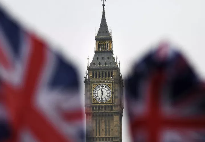  La conservadora Theresa May, perdió la votación por una diferencia de 58 votos, una derrota más suave que las dos anteriores -recibió 230 en contra en enero y 149 hace tres semanas.