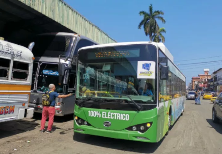 Los buses no generara emisiones de gases tóxicos. Foto: Diómedes Sánchez. 