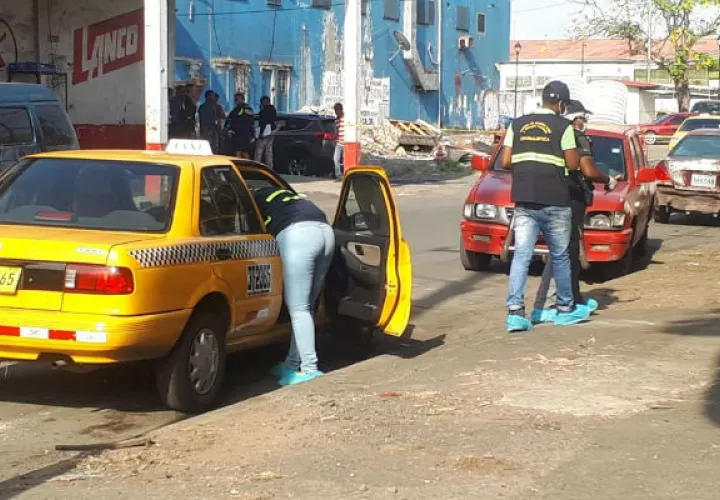 Escena de la balacera en calle número 3 de la ciudad de Colón. Foto: Diómedes Sánchez.  