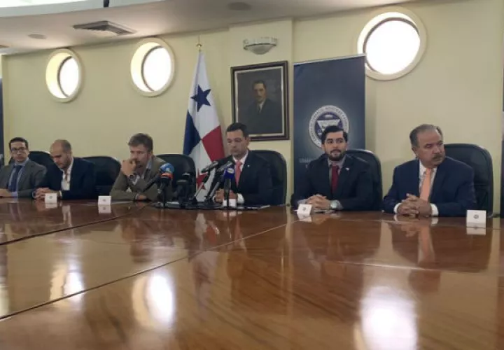 El presidente de la Cámara de Comercio, dijo "este tipo de programa tiene como propósito de incentivar y fortalecer la innovación. Foto/@CCIYAP
