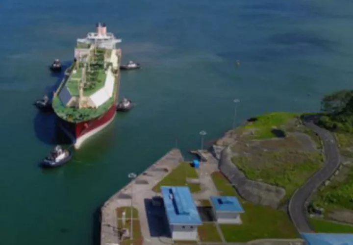 Canal ampliado bajó su proyección de aportes en $176 millones. Cortesía Canal de Panamá