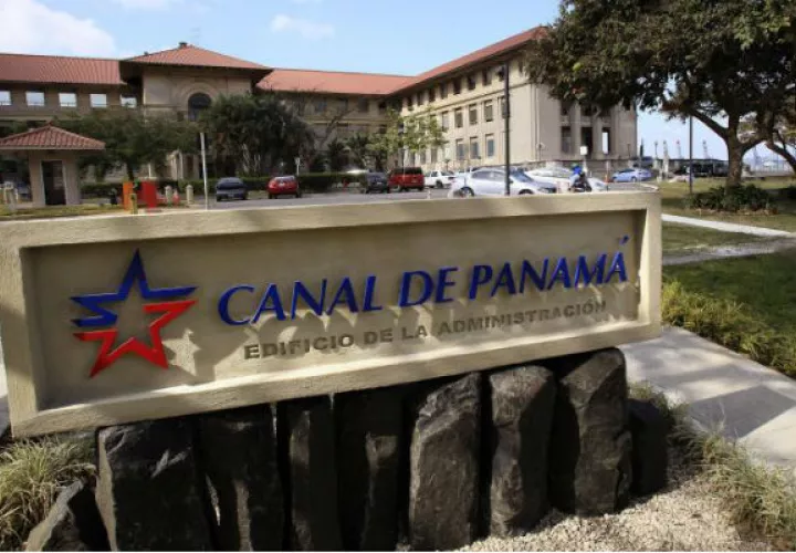 A las autoridades del Canal de Panamá les preocupa la situación de las fuentes de agua en el país. Archivo