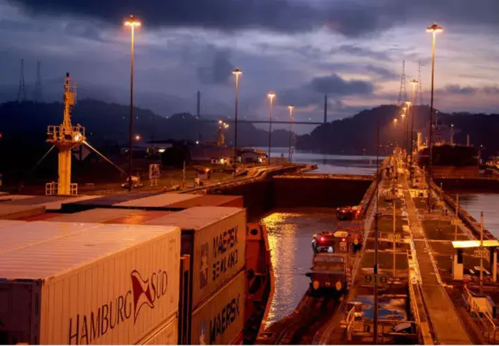 El Canal de Panamá aseguró a través de su cuenta de twitter que el tránsito de buques se ha mantenido de manera normal.