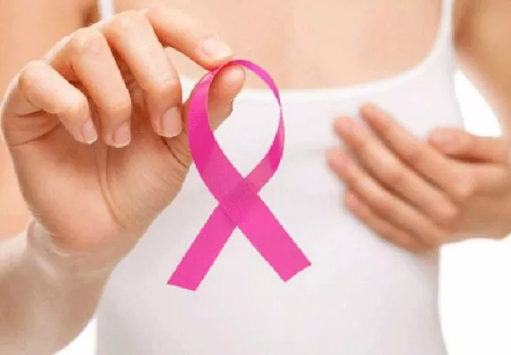 Pacientes con cáncer de mama. Pixabay