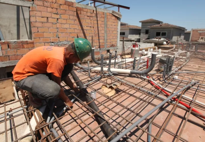 La construcción pasa por un mal momento. Archivo