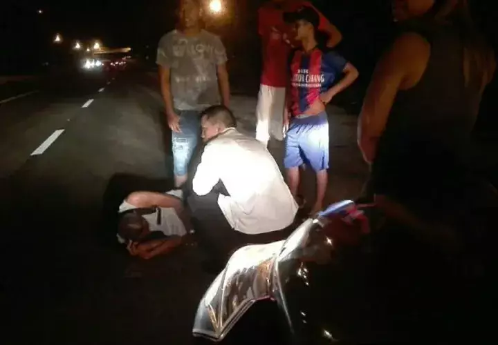 En Villa Rosario, otro peatón fue arrollado. 