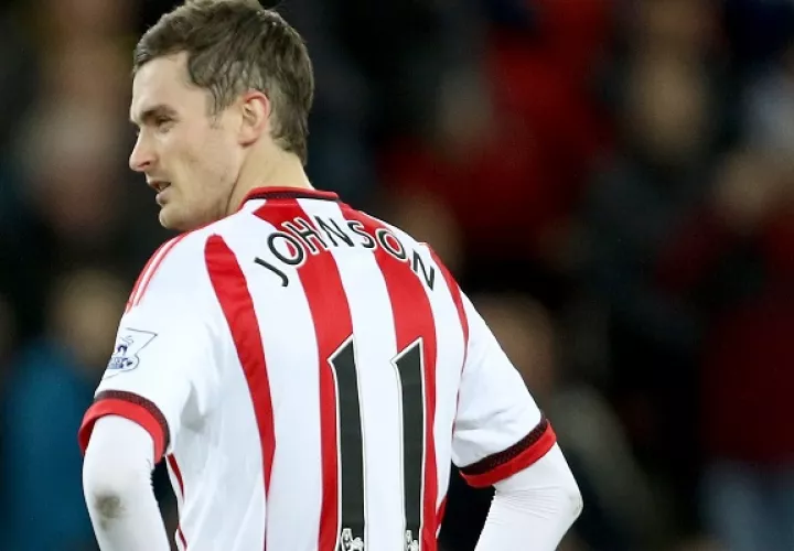 Adam Johnson tiene 31 años.