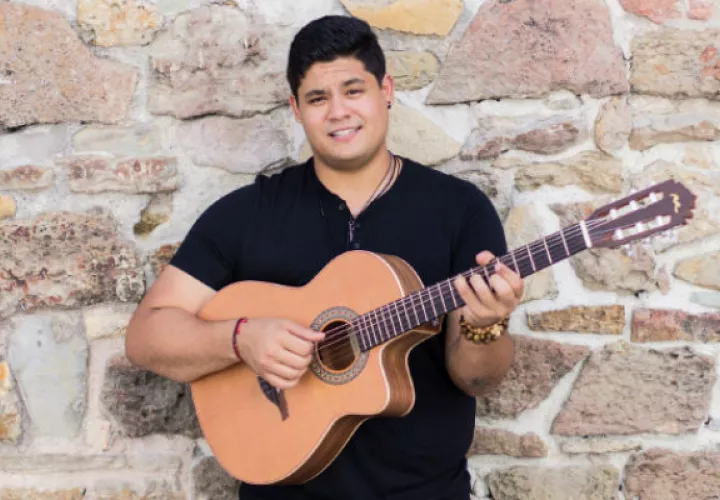 El tema 'Doctor' cuenta con video acústico. 
