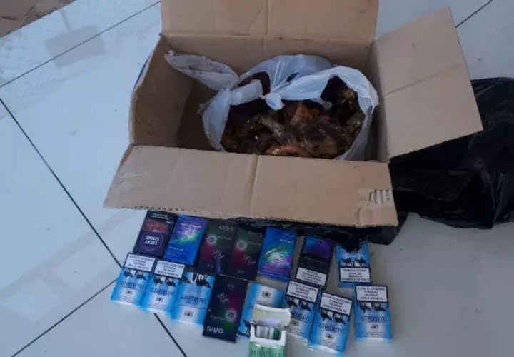 Carnes y cigarrillos ilegales eran vendidos en Atalaya. Foto: Melquíades Vásquez. 