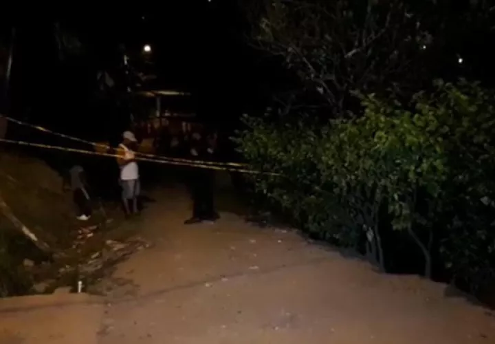 Mantienen la vigilancia policial en el área del Éxodo, donde perdieron la vida de menores. Foto/Diómedes Sánchez