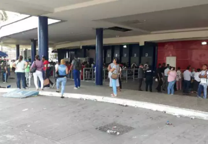 Aún falta un 10 por ciento de los beneficiarios por entrega del Cepadem en todo el país. /Foto: Arnulfo Barroso