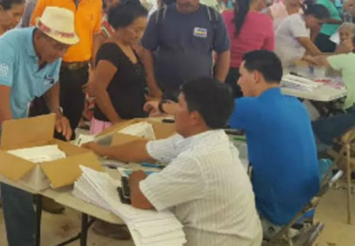 La entrega de los certificados dependerá de la Caja de Seguro Social.