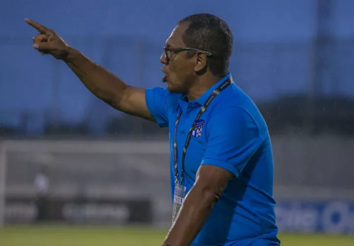 José "Chicho" Pérez dirigirá al Árabe Unido.
