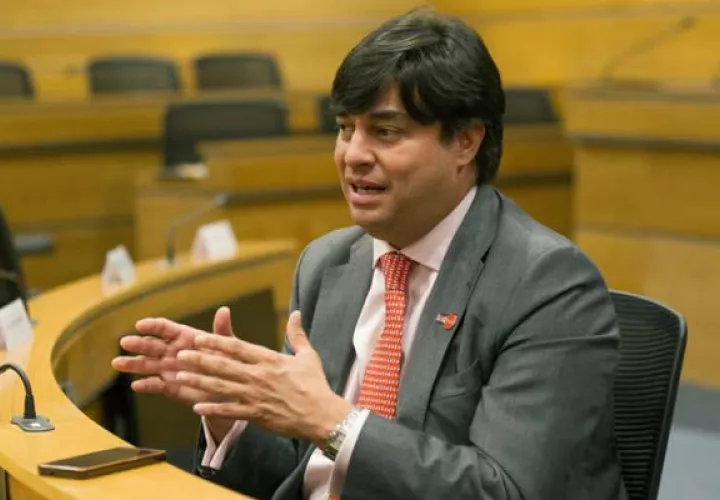 El director de la agencia Invest in Bogota, Juan Gabriel Pérez afirmó que Japón y China forman del plan de inversión extranjero. Foto/EFE Archivo