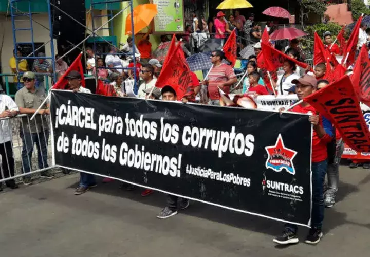 Miembros del Sindicato Único de Trabajadores de la Construcción y Similares. Foto: Mayra Madrid.
