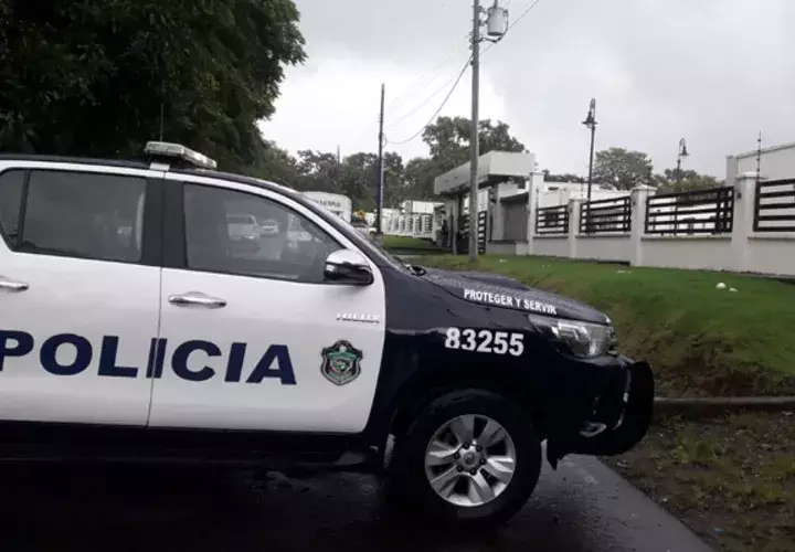 La víctima fue encontrada dentro del baño de una de las residencias en medio de un charco de sangre y presentaba heridas en cabeza. Foto/Archivo 