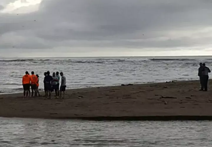 La búsqueda del joven se retomó la mañana de este lunes. @Sinaproc_Panama
